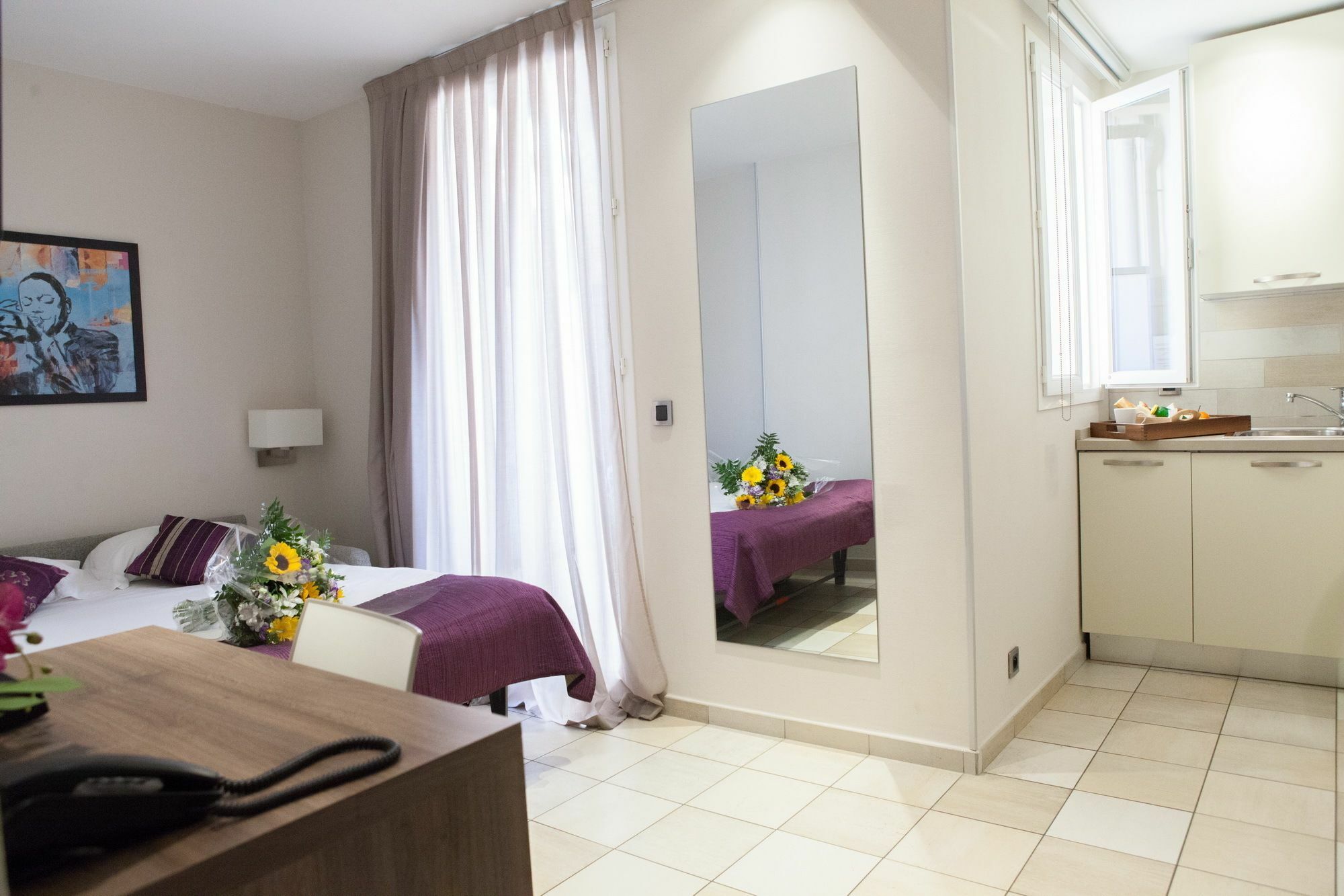 Hotel Villa D'Elsa Juan-les-Pins Bagian luar foto
