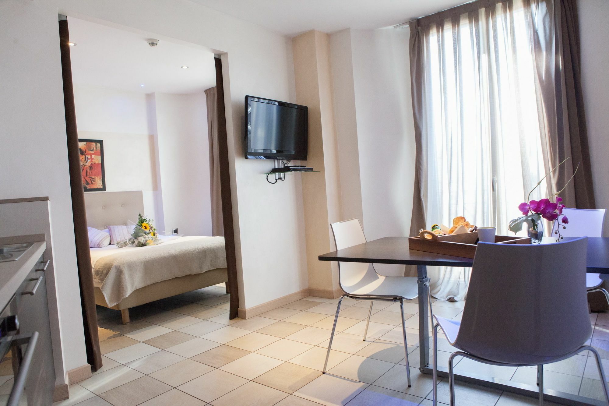 Hotel Villa D'Elsa Juan-les-Pins Bagian luar foto