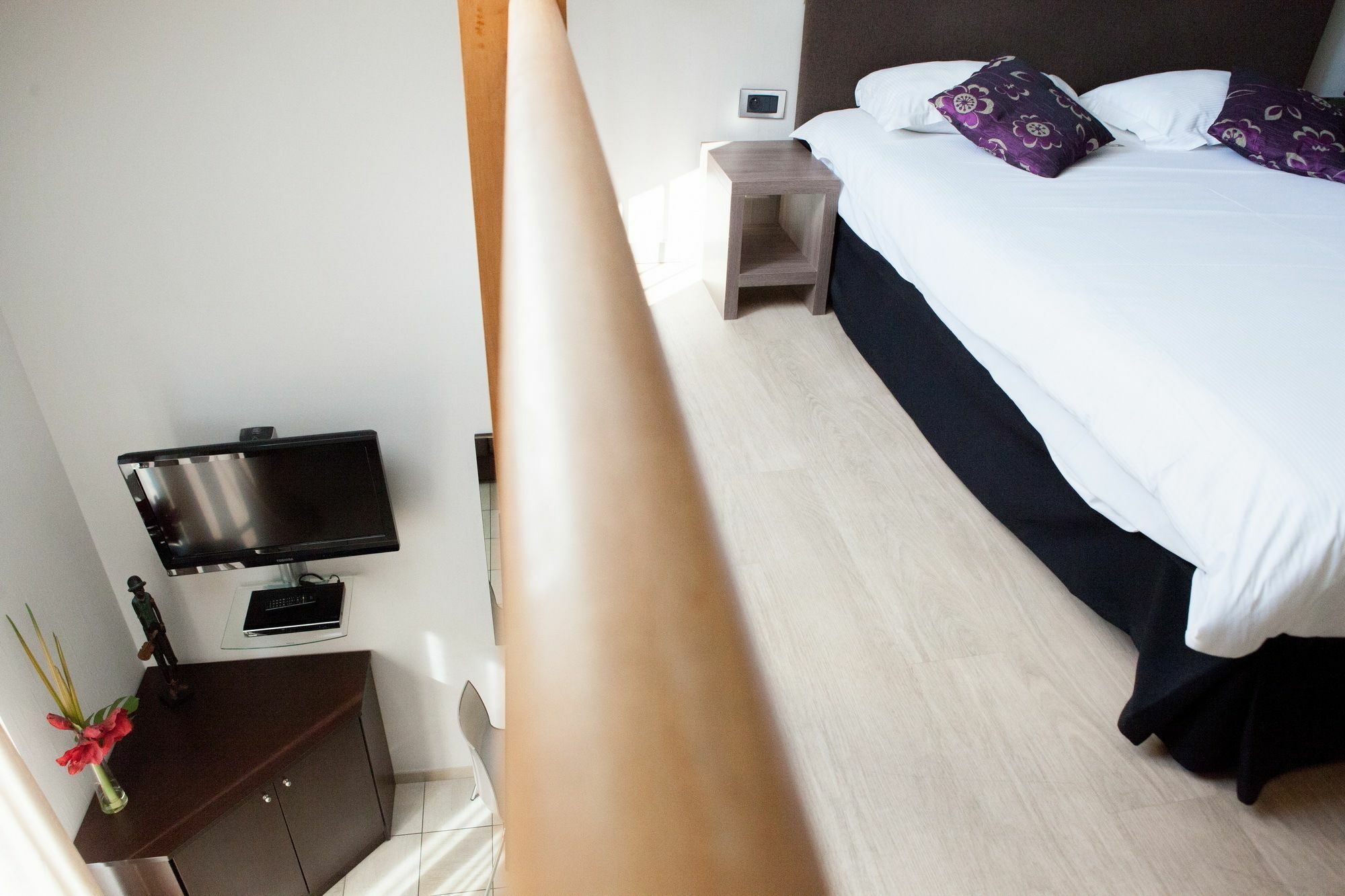 Hotel Villa D'Elsa Juan-les-Pins Bagian luar foto