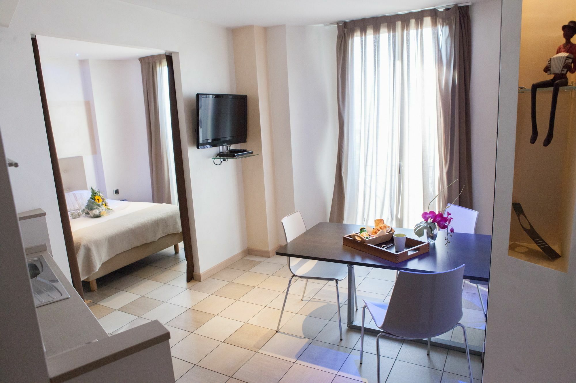 Hotel Villa D'Elsa Juan-les-Pins Bagian luar foto