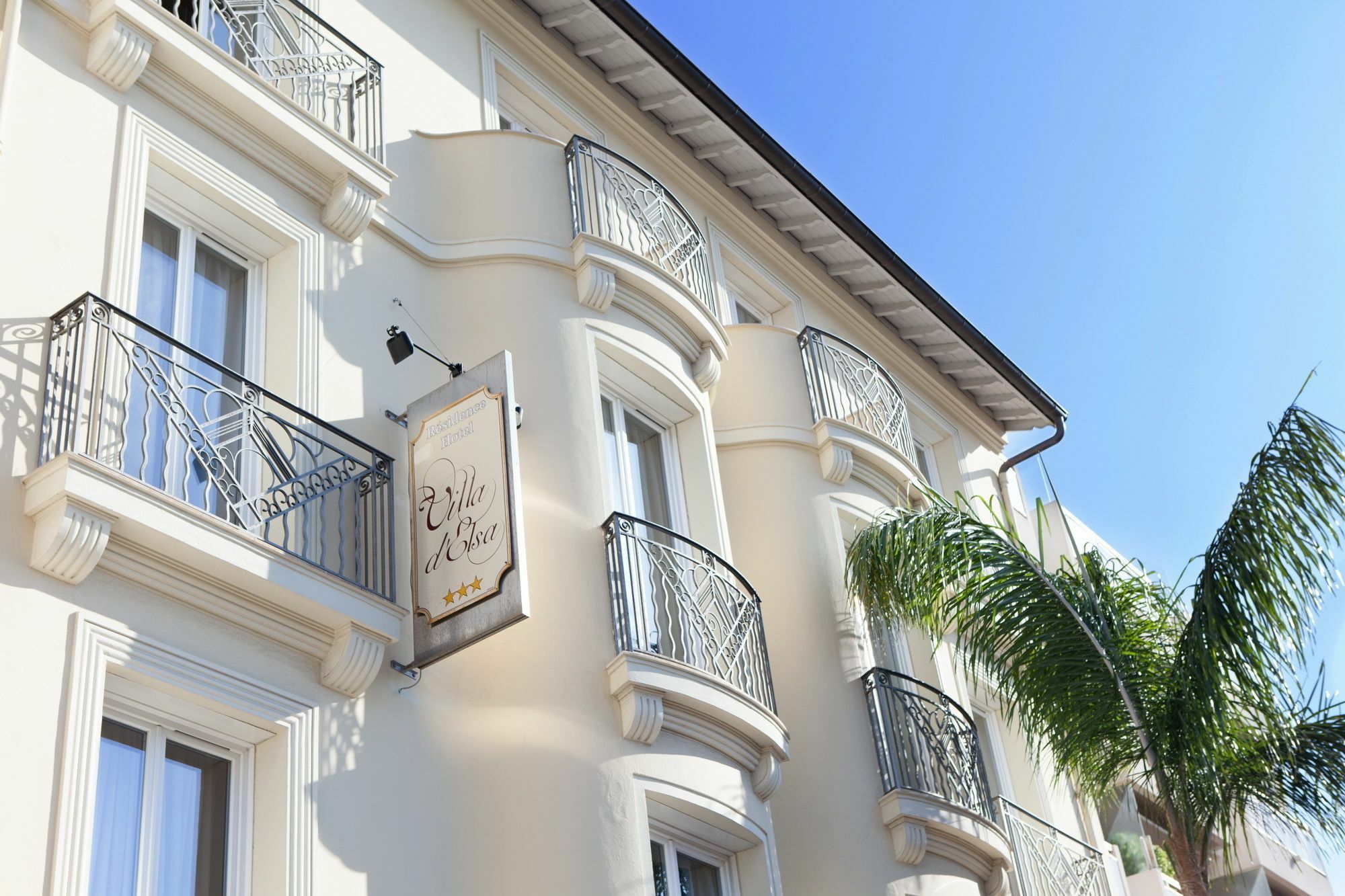Hotel Villa D'Elsa Juan-les-Pins Bagian luar foto